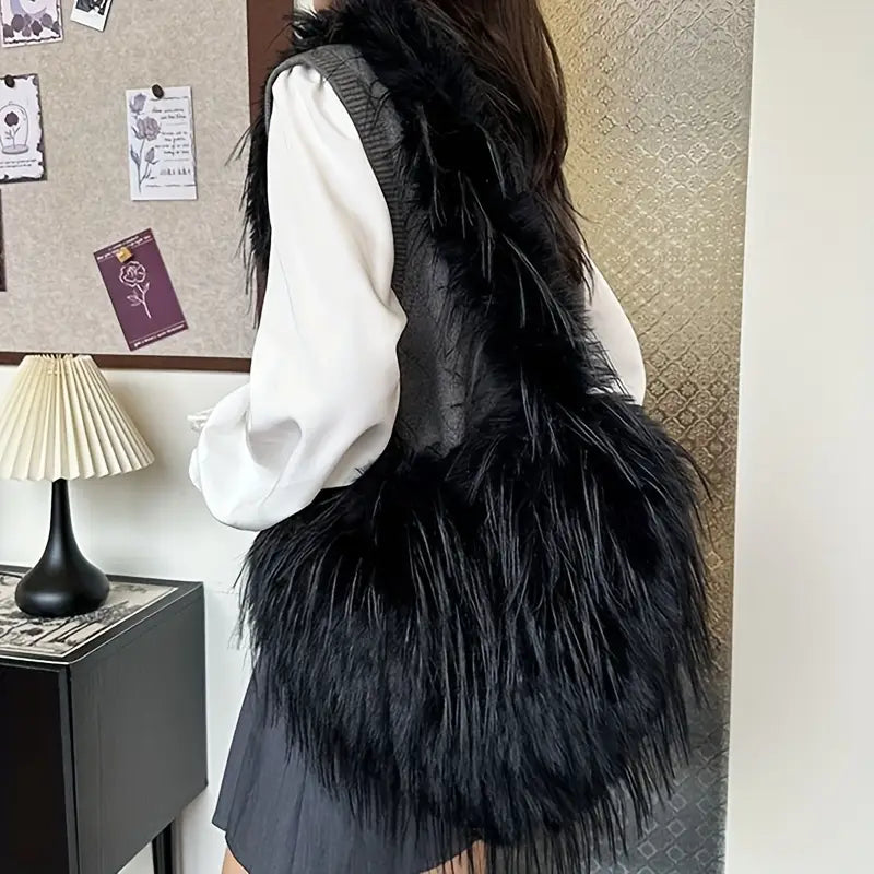 Black heart fur purse